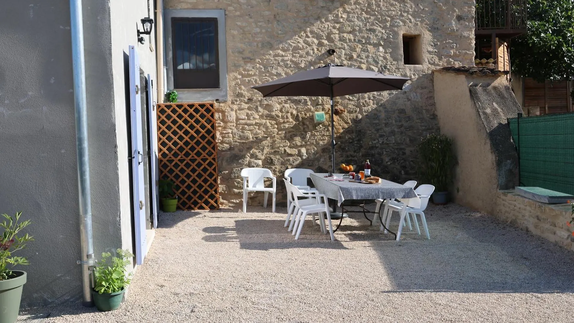 דירות סניו Les Vignes Du Luberon
